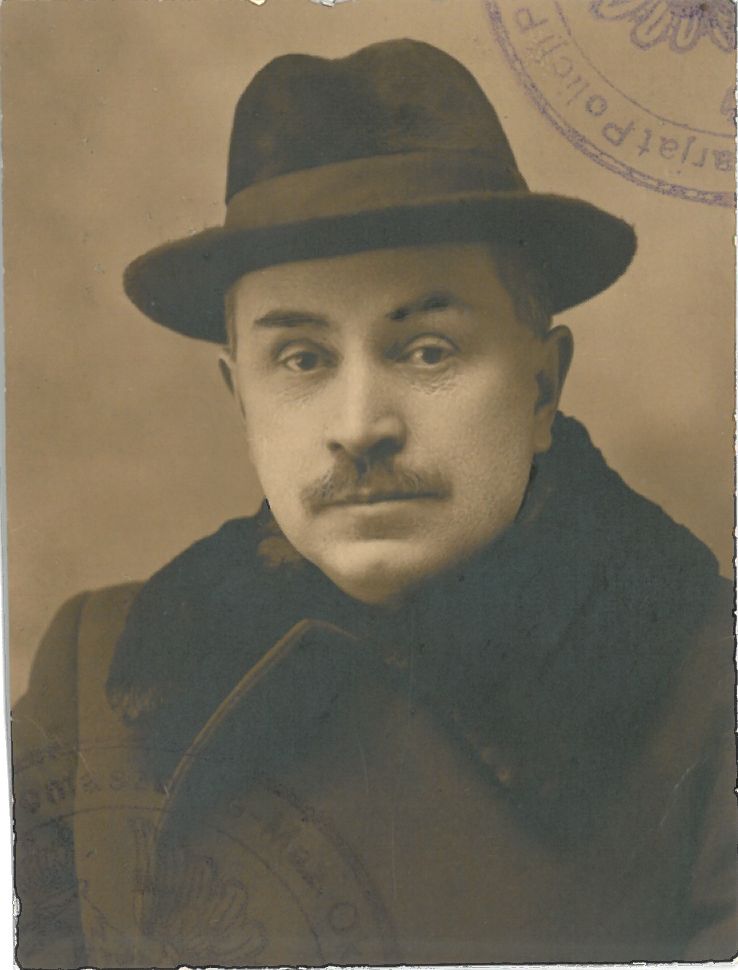 Dr Alfred Augspach.